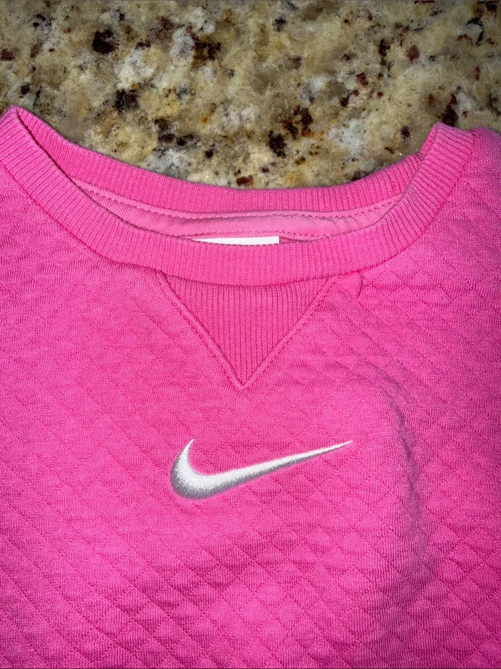 Nike Hot Pink Quilted Sweatshirt and Joggers Set - Picture 3 of 8